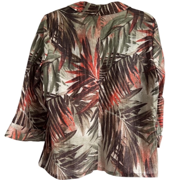 “Chico’s” Blazer Cardian Tropical Resort Print in Earth Tones - Picture 5 of 7